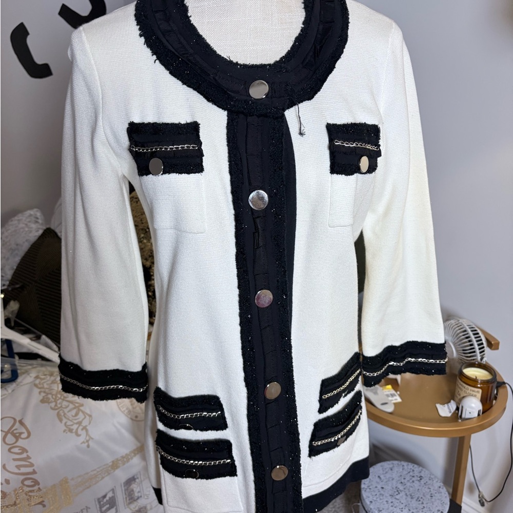 White House Black Market Black and White Blazer with Tailored Design